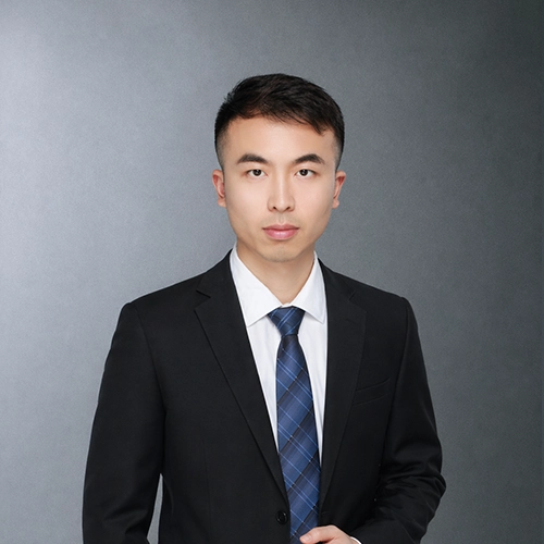 Dequan Yang
